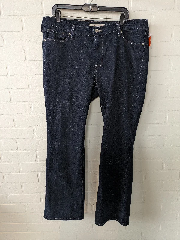 Jeans Boot Cut By Levis  Size: 18