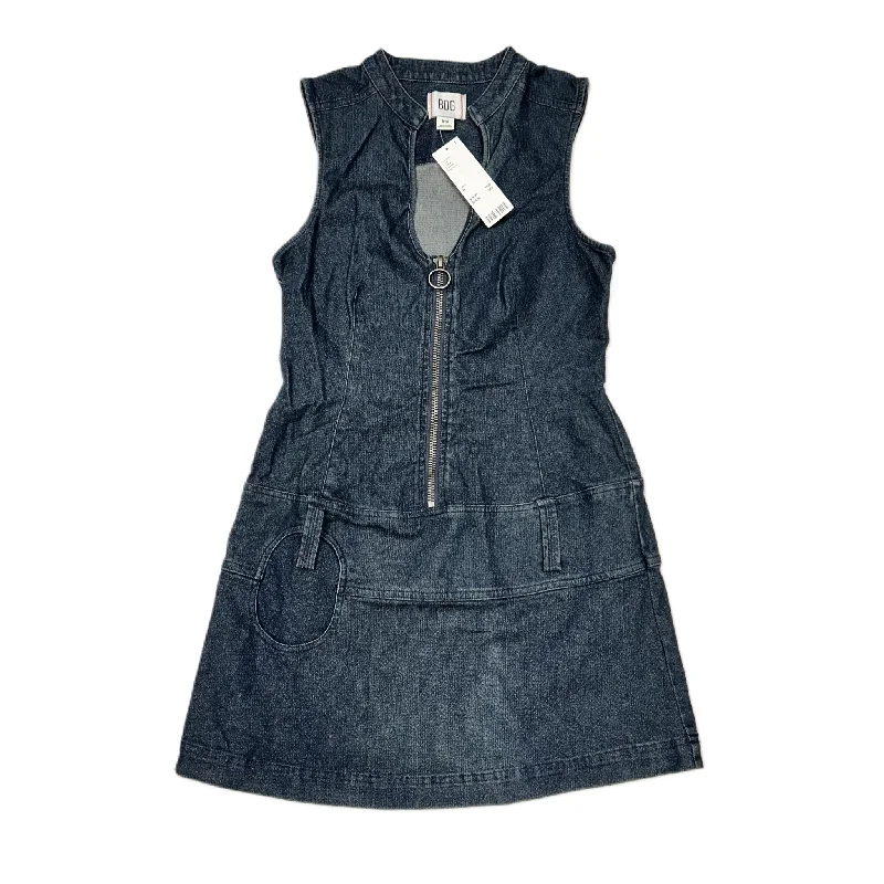 Dress Casual Short By Urban Outfitters In Blue Denim, Size: M