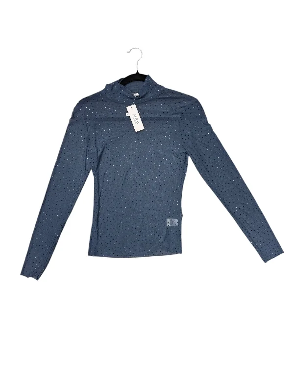 Top Long Sleeve By Cmc In Navy, Size: M