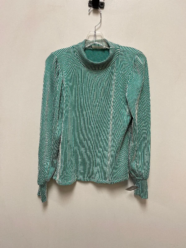 Top Long Sleeve By Zenana Outfitters In Green, Size: S